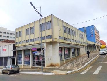 Sala Comercial de 225.100m² para Alugar - Ponta Grossa - Ref. 523712-5