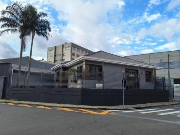 Casa Comercial de 182m² à Venda - Ponta Grossa - Ref. 527181-4