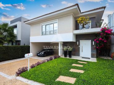 Casa em Condomínio de 514m² à Venda, 3 quartos - Ponta Grossa - Ref. 516465-4