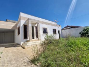 Casa de 300m² para Alugar, 3 quartos - Ponta Grossa - Ref. 529389-5