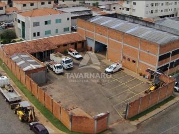 Armazém / Barracão / Depósito / Galpão de 1.254m² para Alugar - Ponta Grossa - Ref. 539602-5