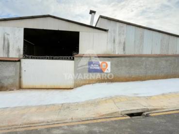 Armazém / Barracão / Depósito / Galpão de 525m² para Alugar - Ponta Grossa - Ref. 547188-5