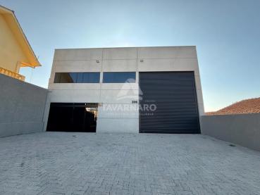 Armazém / Barracão / Depósito / Galpão de 490m² para Alugar - Ponta Grossa - Ref. 547370-5