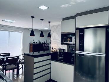Sobrado de 104m² à Venda, 4 quartos - Ponta Grossa - Ref. 550327-4