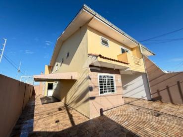 Sobrado com 3 quartos para Alugar - Ponta Grossa - Ref. 550990-5