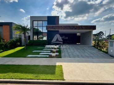 Casa em Condomínio de 303m² à Venda, 3 quartos - Ponta Grossa - Ref. 552224-4