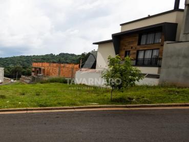 Casa em Condomínio de 361m² à Venda, 4 quartos - Ponta Grossa - Ref. 552836-4