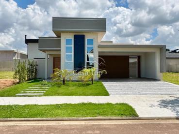 Casa em Condomínio de 302m² à Venda, 4 quartos - Ponta Grossa - Ref. 515274-4