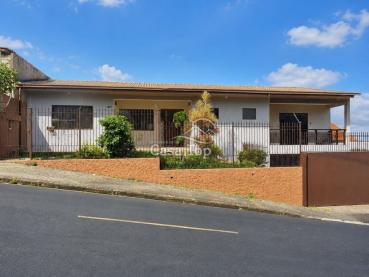 Casa de 232m² para Alugar, 3 quartos - Ponta Grossa - Ref. 547896-5