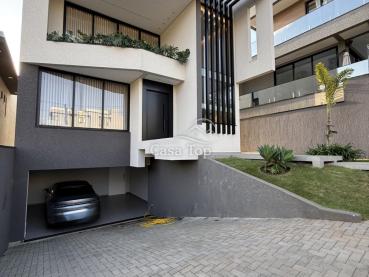 Casa de 300m² à Venda, 4 quartos - Ponta Grossa - Ref. 551539-4