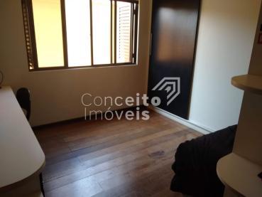 Casa de 325m² à Venda, 4 quartos - Ponta Grossa - Ref. 473489-4