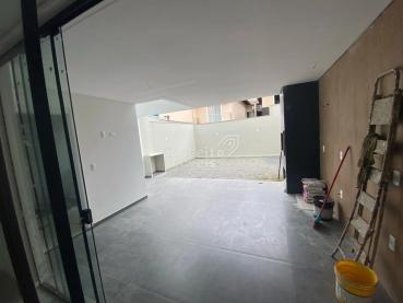 Sobrado de 217m² à Venda, 3 quartos - Joinville - Ref. 513717-4