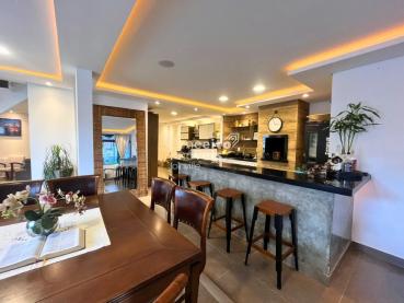 Casa de 200m² à Venda, 4 quartos - Joinville - Ref. 517250-4