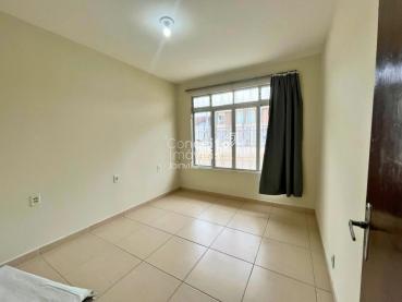 Casa de 250m² para Alugar, 4 quartos - Joinville - Ref. 526798-5