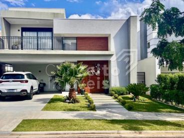 Casa em Condomínio de 192m² à Venda, 4 quartos - Ponta Grossa - Ref. 528069-4