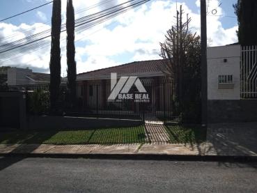 Casa de 330m² à Venda, 4 quartos - Guarapuava - Ref. 471080-4