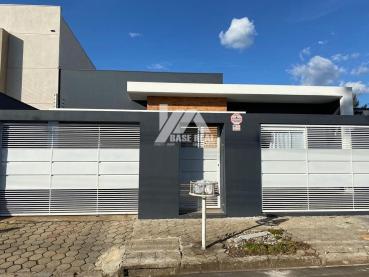 Casa de 360m² à Venda, 3 quartos - Guarapuava - Ref. 471092-4