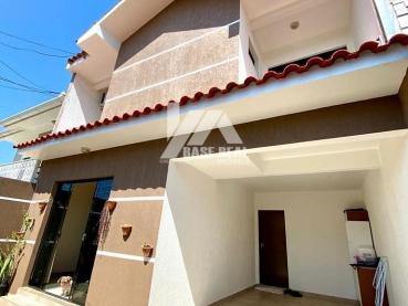 Sobrado de 126m² à Venda, 3 quartos - Ponta Grossa - Ref. 471143-4