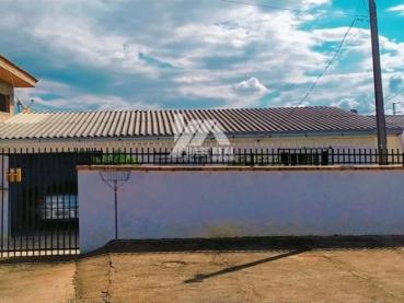 Casa de 10m² à Venda, 3 quartos - Guarapuava - Ref. 471335-4