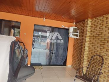 Casa de 160m² à Venda, 2 quartos - Ponta Grossa - Ref. 471493-4