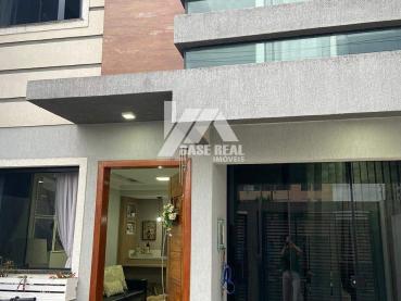 Sobrado de 10m² à Venda, 3 quartos - Ponta Grossa - Ref. 519786-4