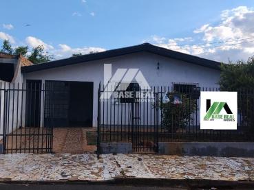 Casa de 10m² para Alugar, 3 quartos - Guarapuava - Ref. 520010-5