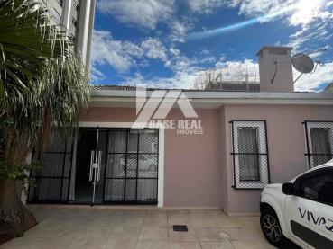 Casa de 300m² para Alugar, 3 quartos - Ponta Grossa - Ref. 520016-5