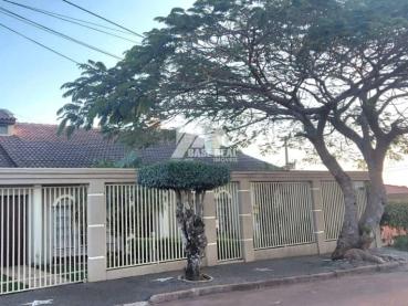 Casa de 10m² à Venda, 3 quartos - Ponta Grossa - Ref. 520017-4