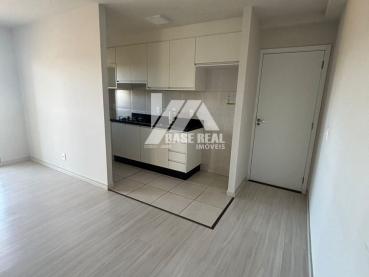 Apartamento de 67m² para Alugar, 3 quartos - Guarapuava - Ref. 523080-5
