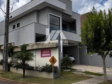 Casa de 300m² à Venda, 4 quartos - Ponta Grossa - Ref. 532643-4