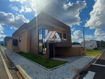 Casa de 200m² à Venda, 3 quartos - Ponta Grossa - Ref. 540001-4