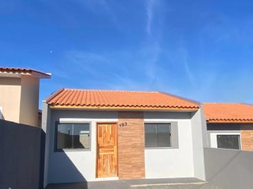 Casa de 50m² à Venda, 2 quartos - Ponta Grossa - Ref. 524952-4