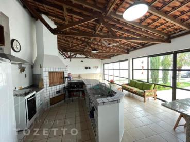 Casa de 675m² à Venda, 4 quartos - Ponta Grossa - Ref. 525326-4