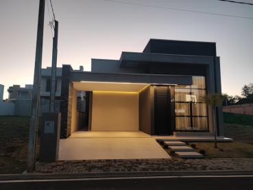 Casa em Condomínio de 127m² à Venda, 3 quartos - Ponta Grossa - Ref. 527986-4