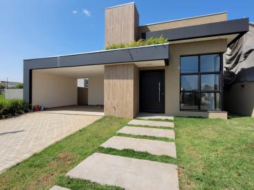 Casa de 157m² à Venda, 3 quartos - Ponta Grossa - Ref. 483204-4