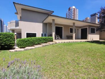Casa de 354m² à Venda, 3 quartos - Ponta Grossa - Ref. 484727-4