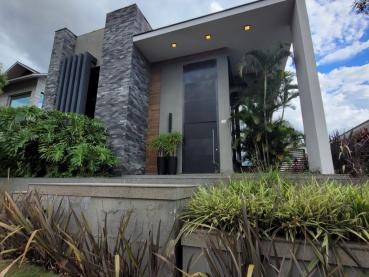 Casa de 459m² à Venda, 3 quartos - Ponta Grossa - Ref. 499819-4