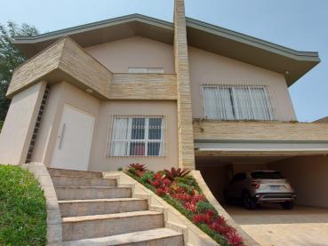 Casa de 310m² à Venda, 3 quartos - Ponta Grossa - Ref. 509679-4