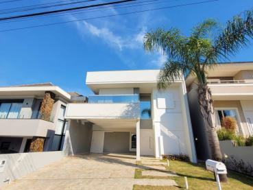 Casa de 270m² à Venda, 3 quartos - Ponta Grossa - Ref. 520194-4