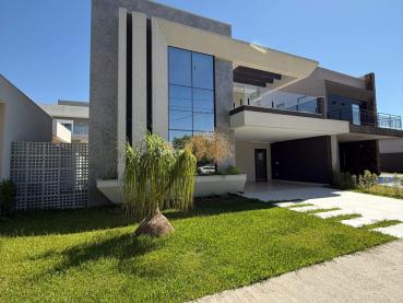 Casa de 232m² à Venda, 4 quartos - Ponta Grossa - Ref. 537639-4