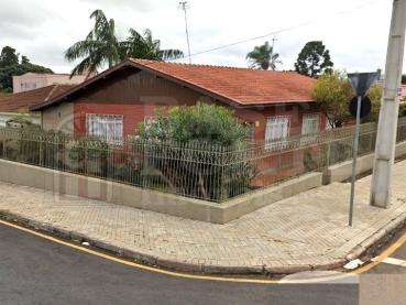 Casa de 200m² para Alugar, 3 quartos - Ponta Grossa - Ref. 553109-5