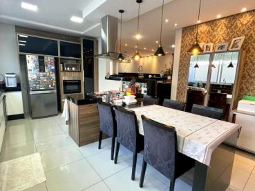 Casa em Condomínio de 307m² à Venda, 3 quartos - Ponta Grossa - Ref. 396677-4