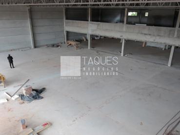 Armazém / Barracão / Depósito / Galpão de 1.589m² para Alugar - Ponta Grossa - Ref. 515554-5