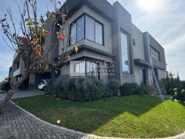 Casa em Condomínio de 380m² à Venda, 3 quartos - Ponta Grossa - Ref. 515795-4
