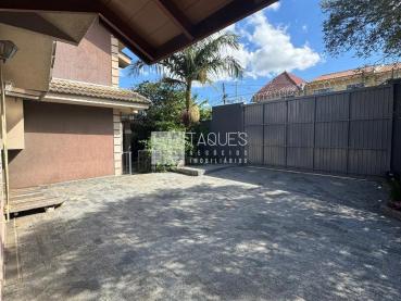 Casa de 280m² para Alugar, 3 quartos - Ponta Grossa - Ref. 527665-5