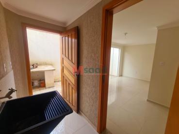 Sobrado à Venda em Ponta Grossa, 388342-4