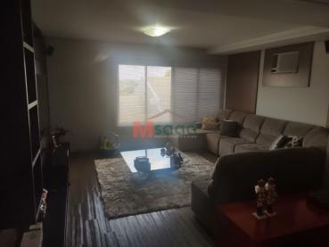 Casa de 620m² à Venda, 4 quartos - Ponta Grossa - Ref. 448787-4