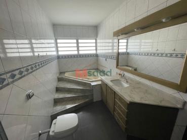 Casa Comercial de 1.287m² para Alugar - Ponta Grossa - Ref. 448802-5