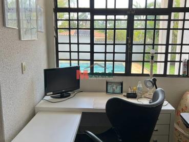 Casa de 380m² para Alugar, 3 quartos - Ponta Grossa - Ref. 483609-5