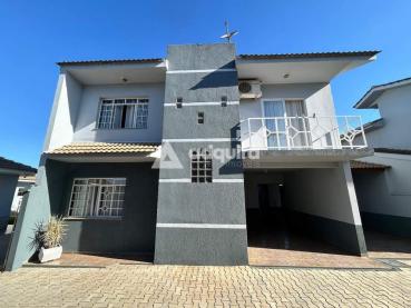 Sobrado de 182m² à Venda, 4 quartos - Ponta Grossa - Ref. 458203-4